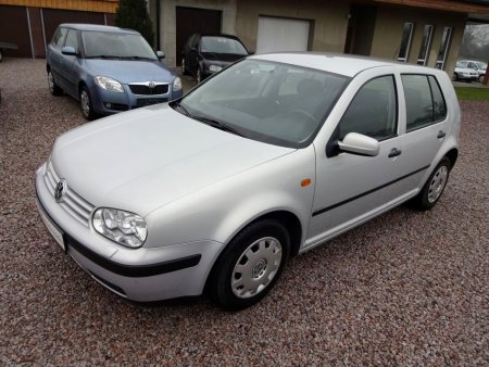 Volkswagen Golf 1,6i Basis, 1998 - pohled č. 6