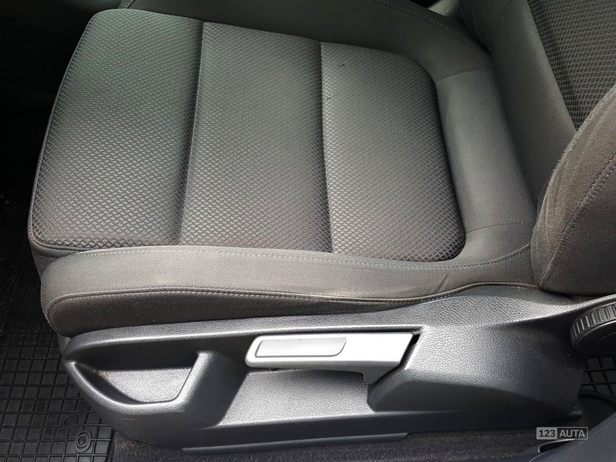 Volkswagen Golf Plus, 2006 - pohled č. 11