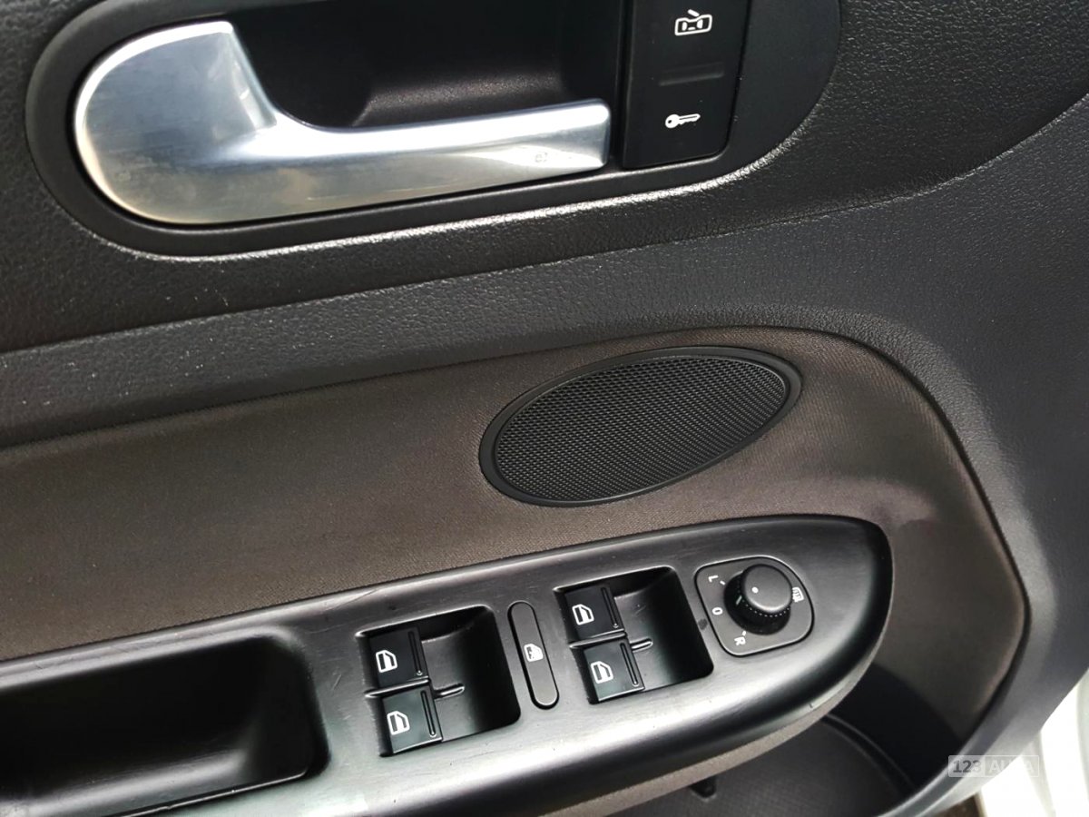 Volkswagen Golf Plus, 2006 - pohled č. 14