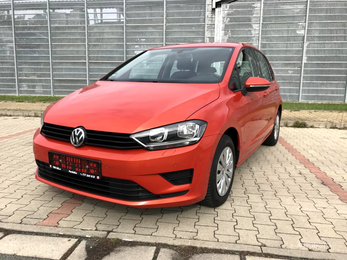 Volkswagen Golf Sportsvan, 2015 - celkový pohled