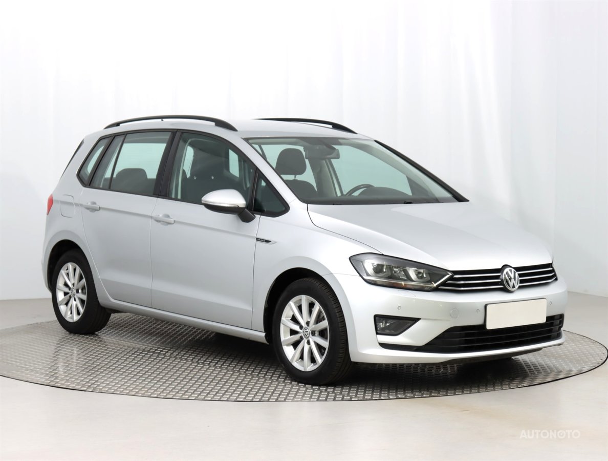 Volkswagen Golf Sportsvan, 2015 - celkový pohled