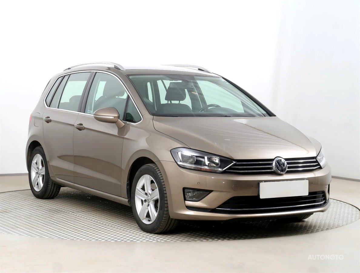 Volkswagen Golf Sportsvan, 2015 - celkový pohled