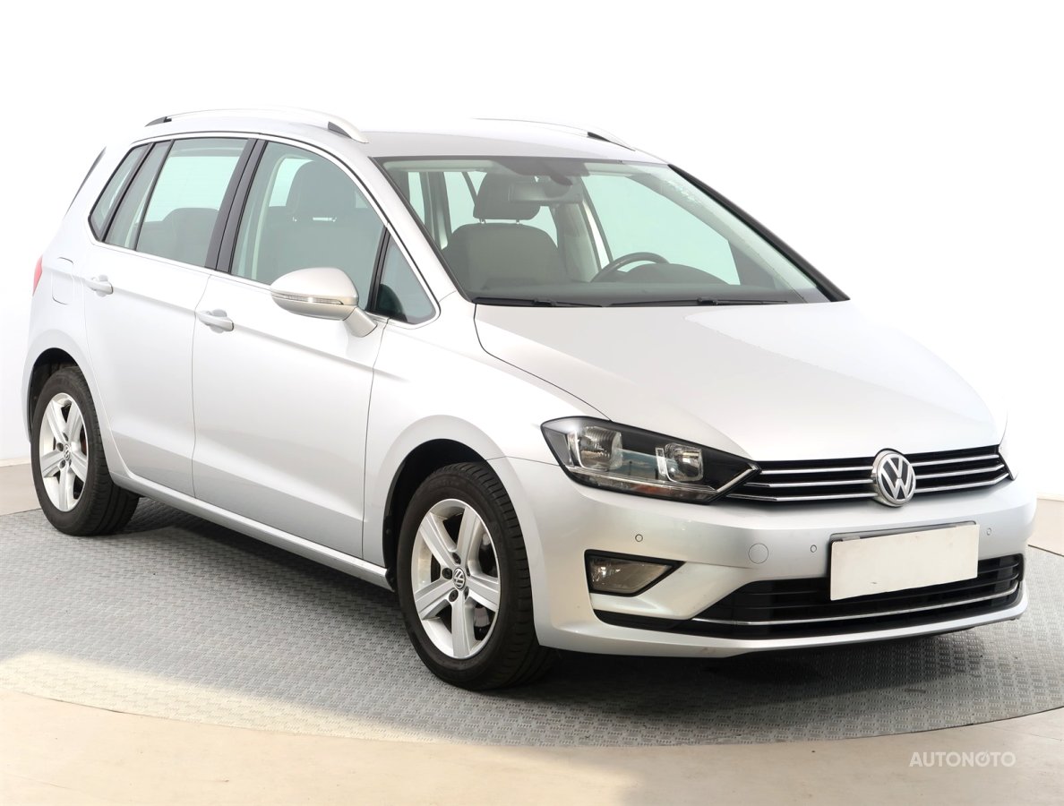 Volkswagen Golf Sportsvan, 2015 - celkový pohled