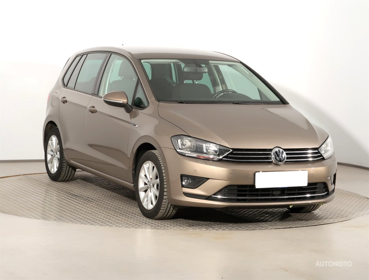 Volkswagen Golf Sportsvan, 2015 - celkový pohled