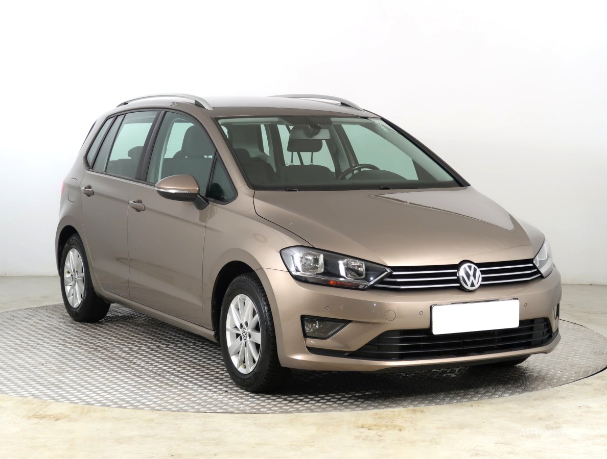 Volkswagen Golf Sportsvan, 2015 - celkový pohled