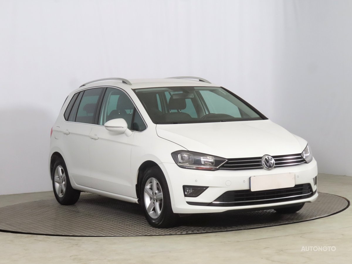 Volkswagen Golf Sportsvan, 2015 - celkový pohled