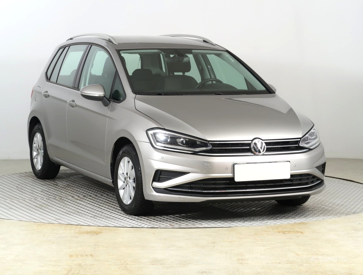 Volkswagen Golf Sportsvan, 2018 - celkový pohled