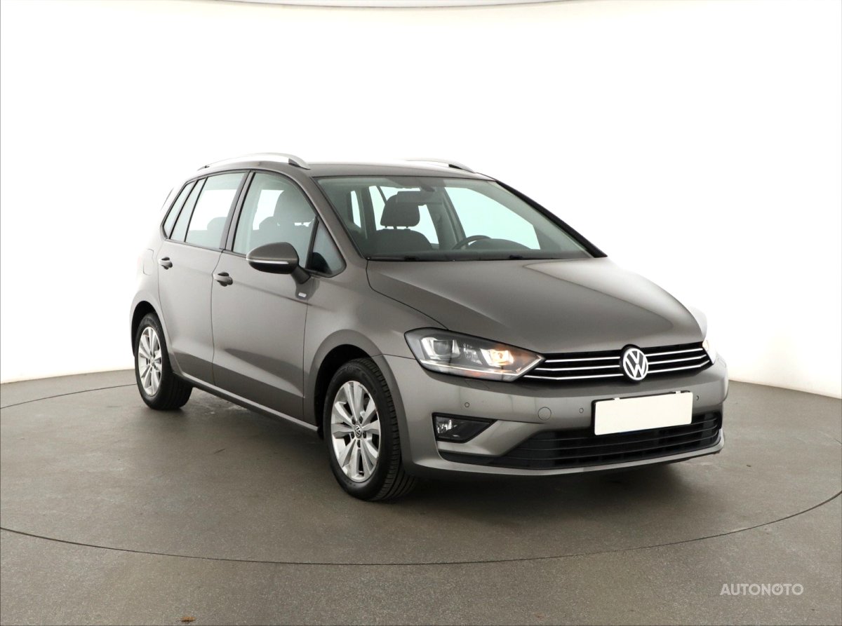 Volkswagen Golf Sportsvan, 2016 - celkový pohled