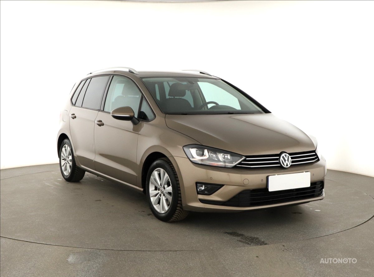 Volkswagen Golf Sportsvan, 2015 - celkový pohled