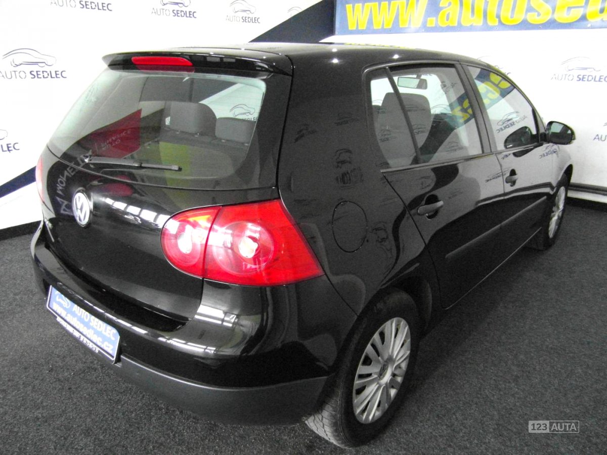 Volkswagen Golf, 2004 - pohled č. 3