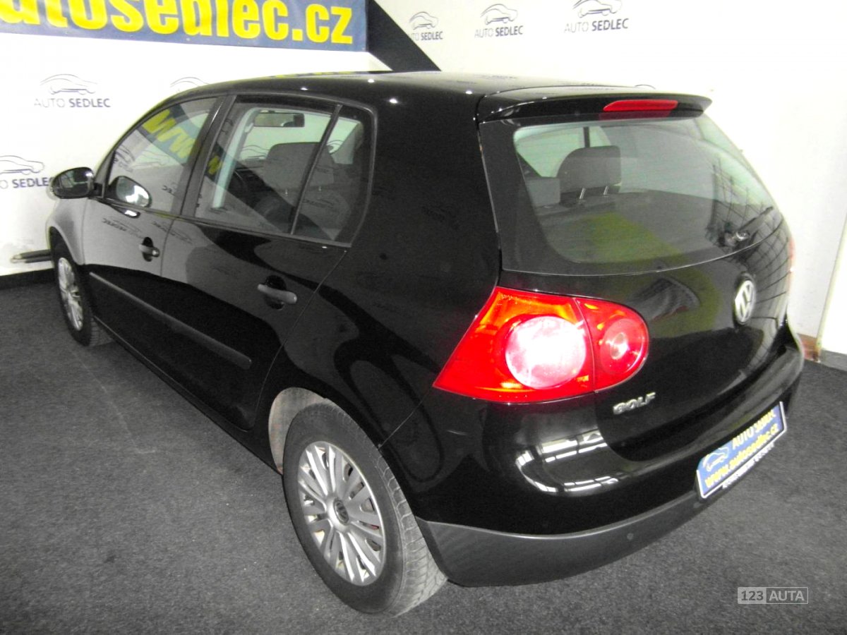 Volkswagen Golf, 2004 - pohled č. 4