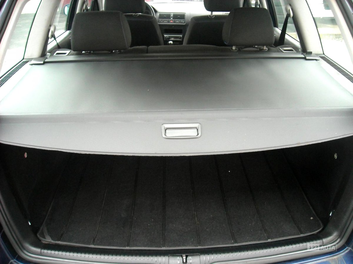 Volkswagen Golf, 2004 - pohled č. 9