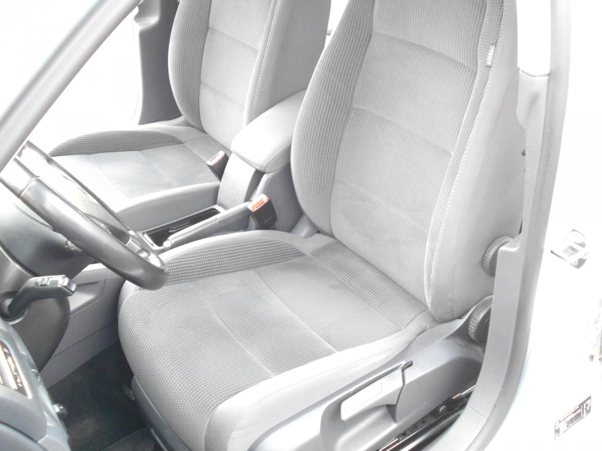 Volkswagen Golf, 2008 - pohled č. 9