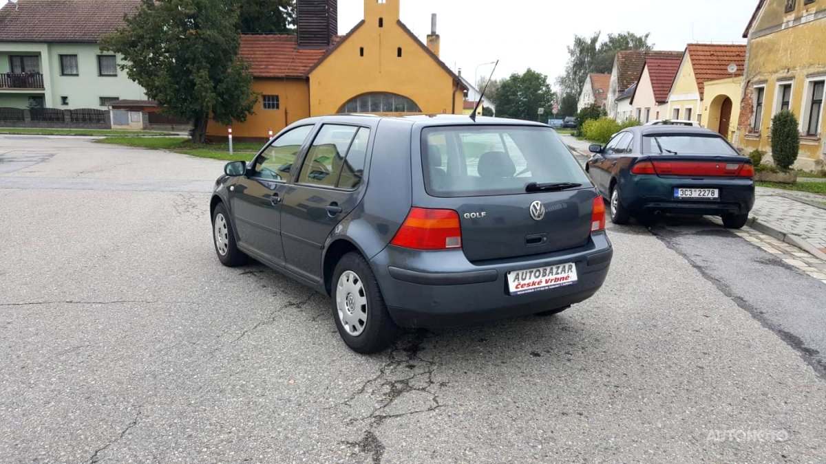 Volkswagen Golf, 2000 - pohled č. 5