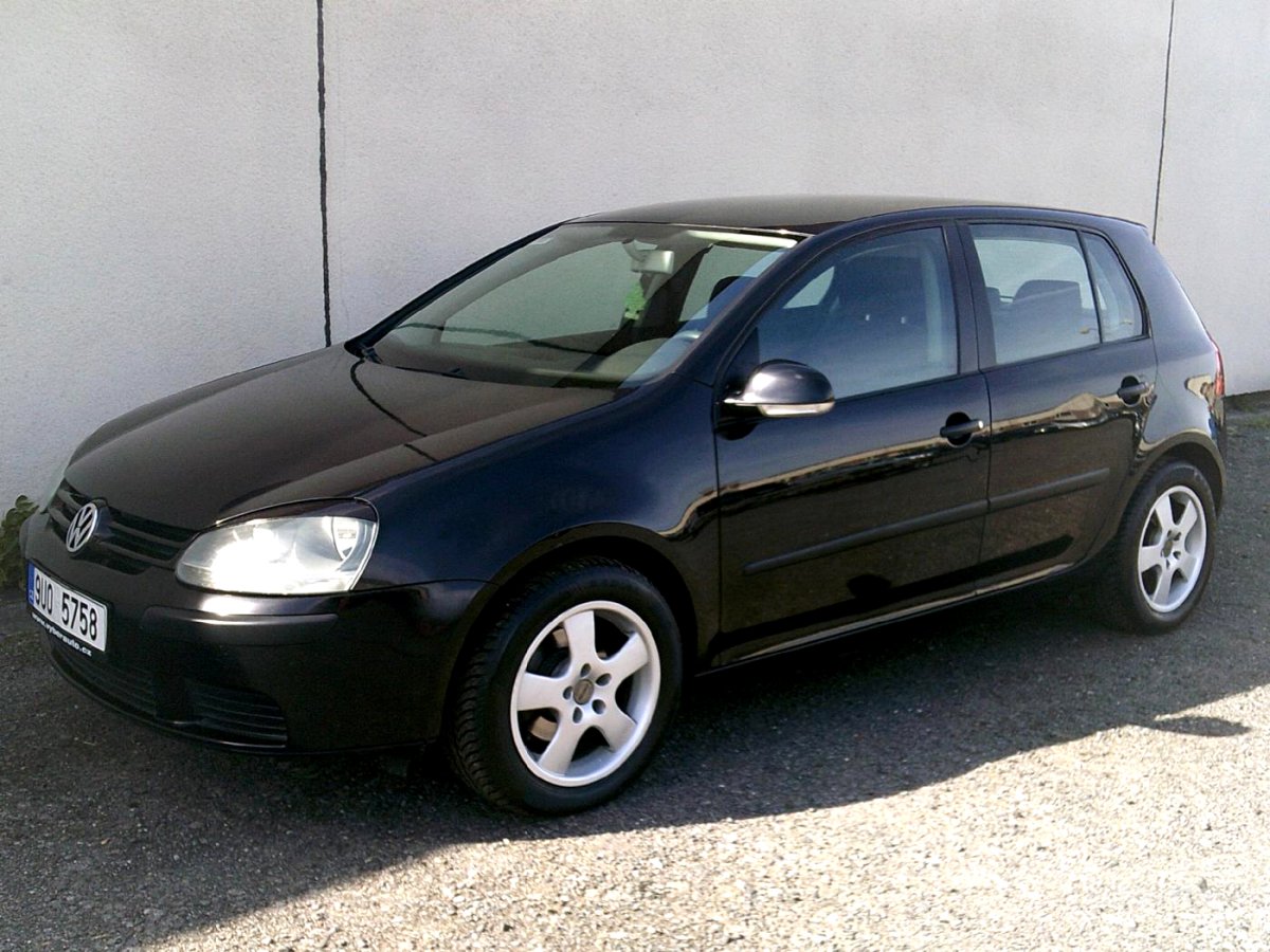 Volkswagen Golf, 2004 - celkový pohled
