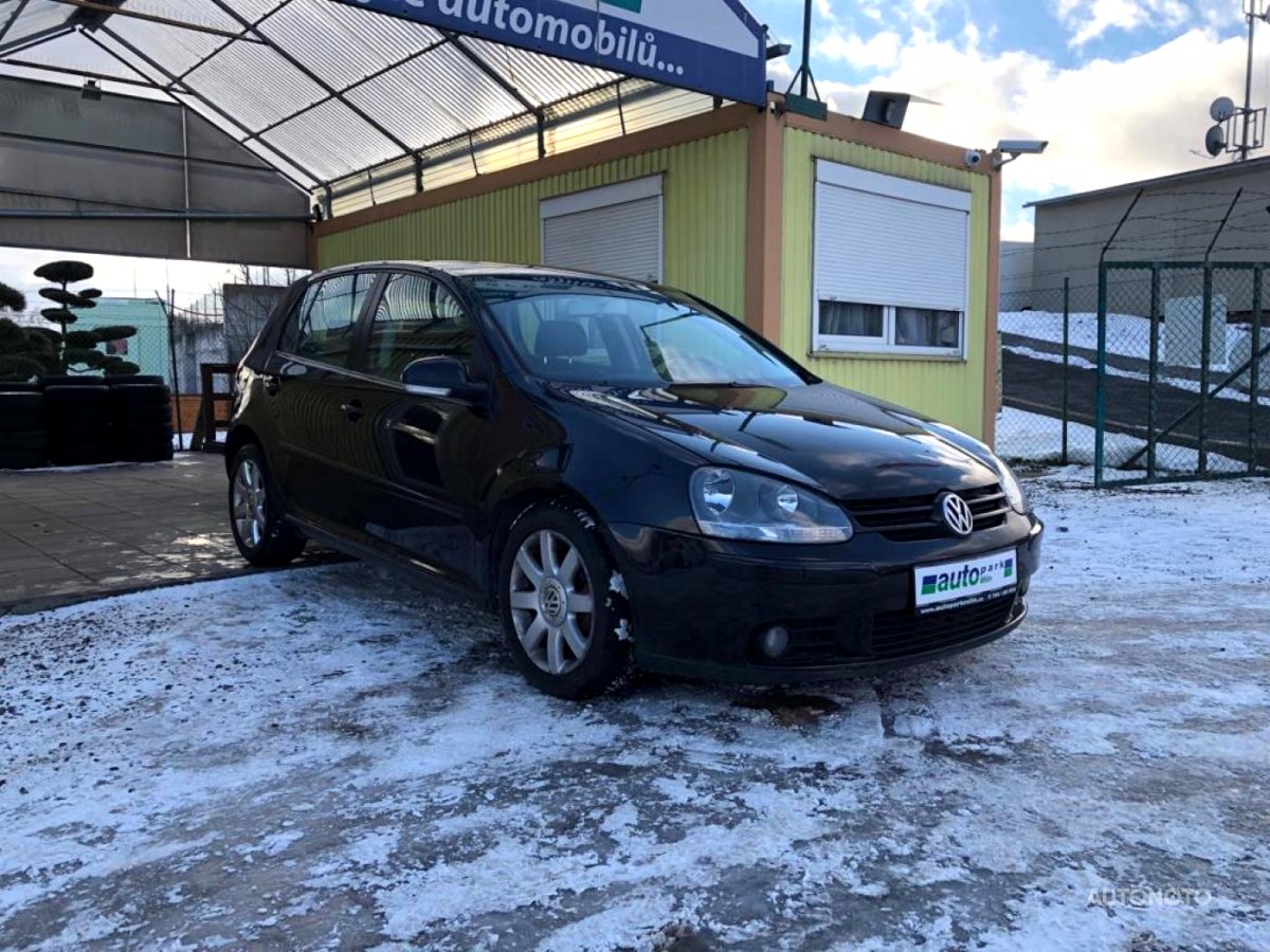Volkswagen Golf, 2004 - pohled č. 3