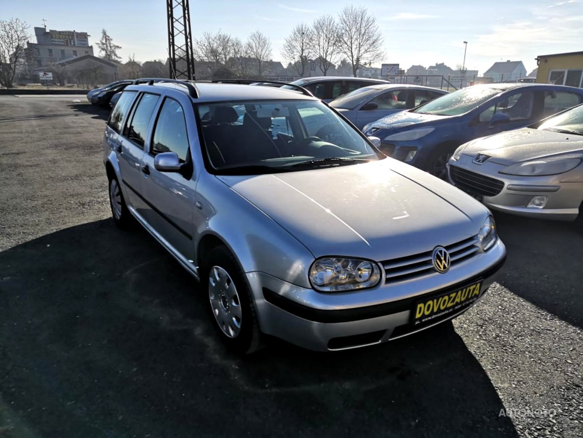 Volkswagen Golf, 2000 - celkový pohled