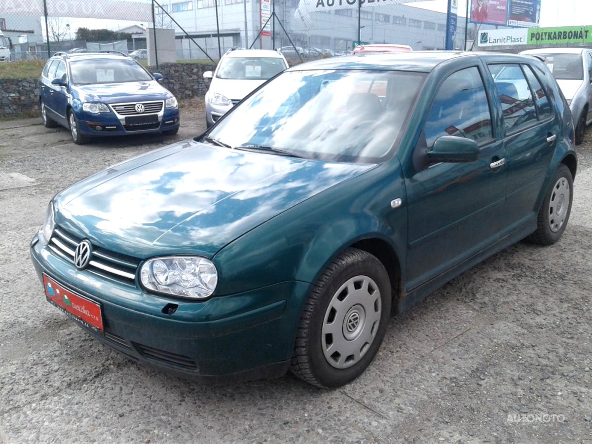 Volkswagen Golf, 2002 - celkový pohled