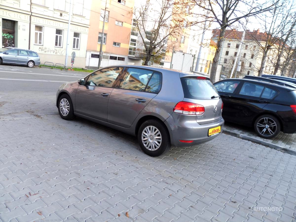 Volkswagen Golf, 2009 - pohled č. 2