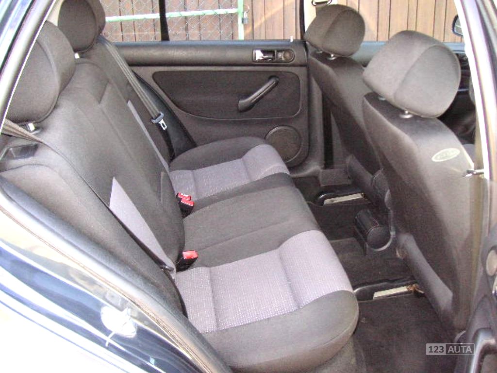 Volkswagen Golf, 2003 - pohled č. 10