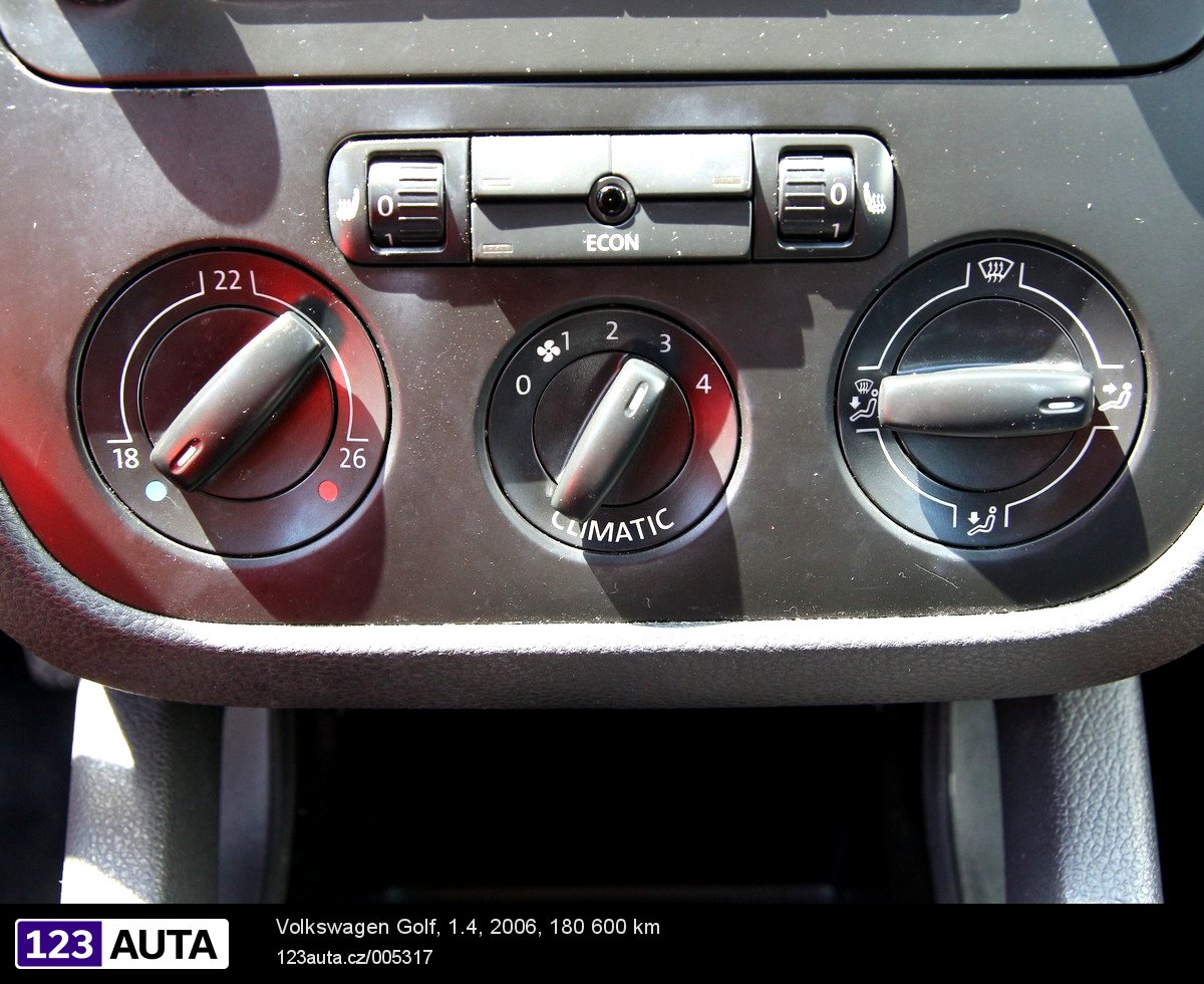 Volkswagen Golf, 2005 - pohled č. 20