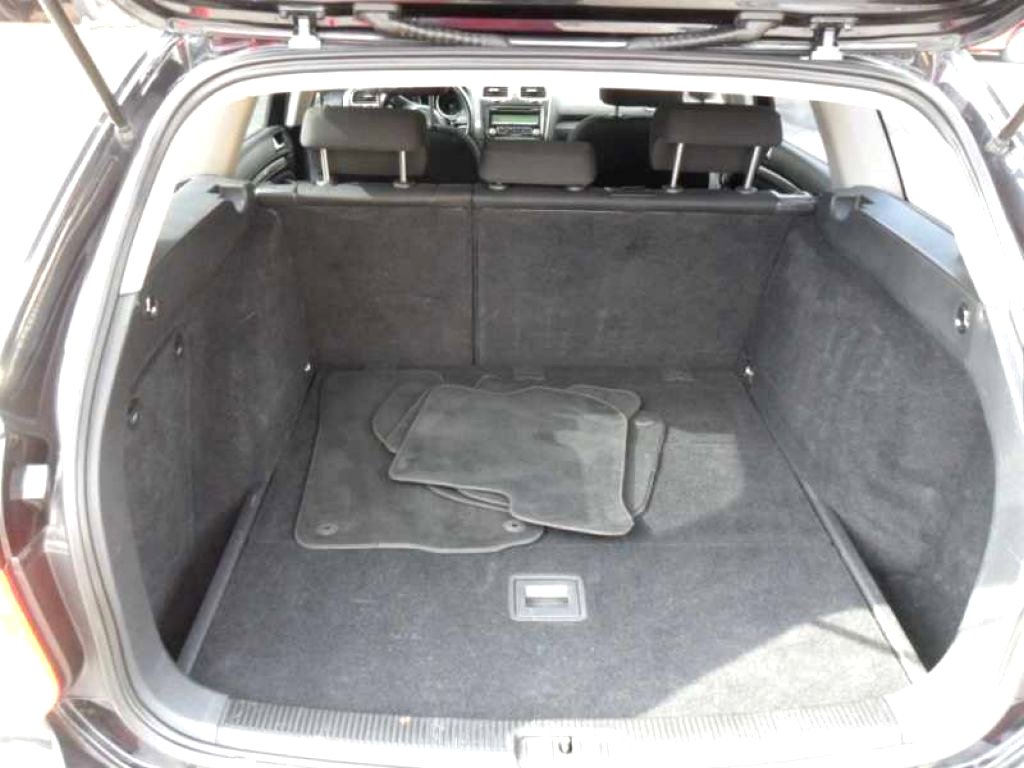 Volkswagen Golf, 2010 - pohled č. 5