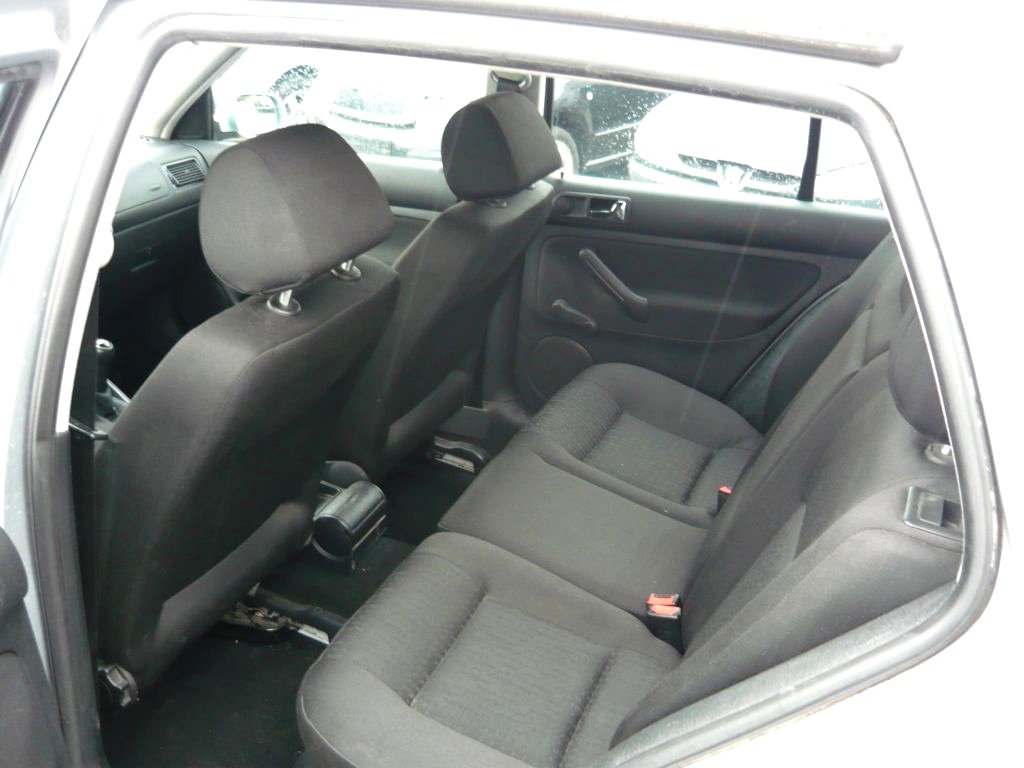 Volkswagen Golf, 2001 - pohled č. 11