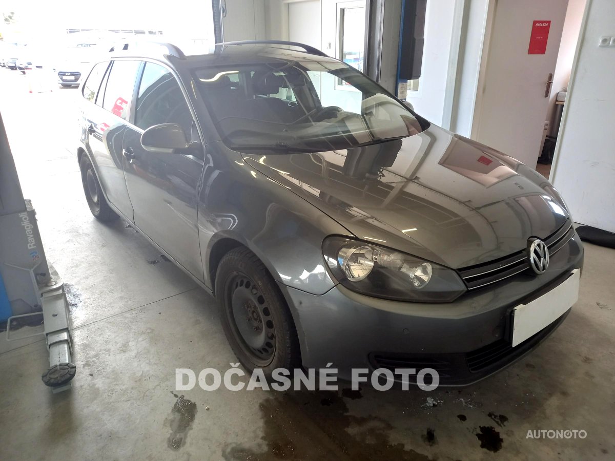 Volkswagen Golf, 2010 - celkový pohled