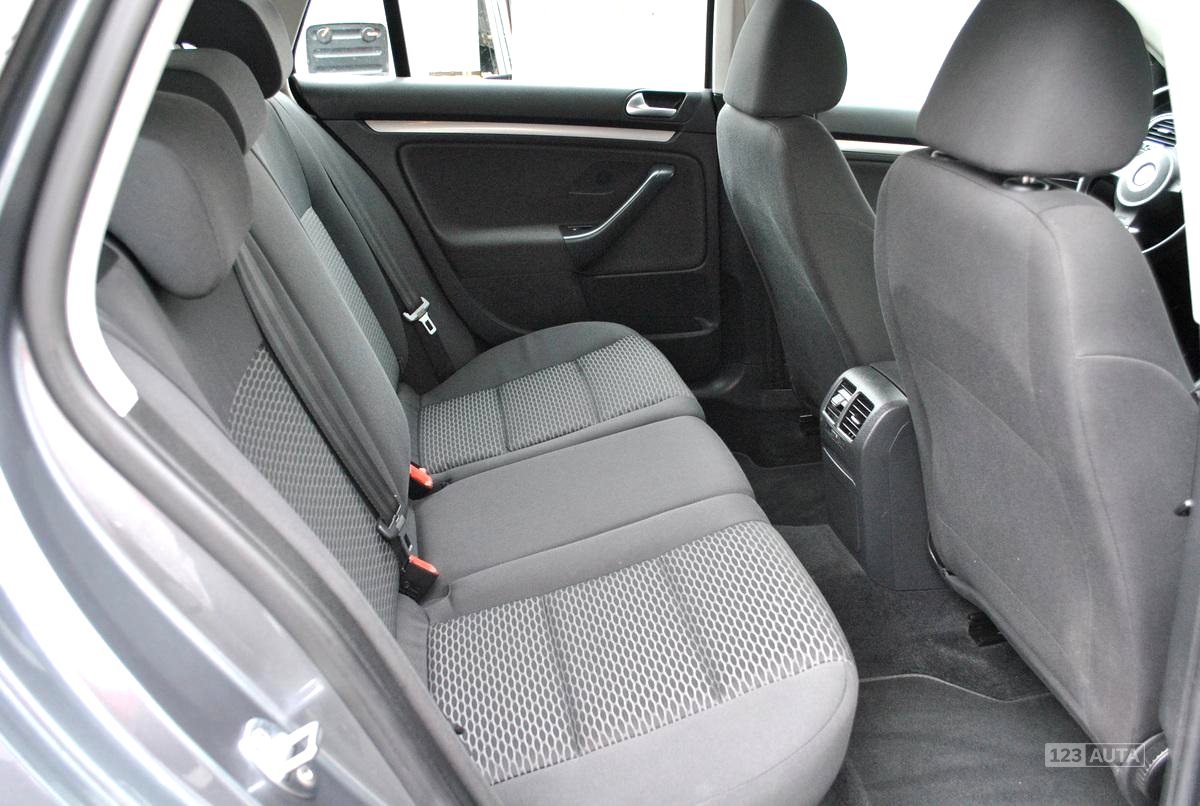 Volkswagen Golf, 2012 - pohled č. 17