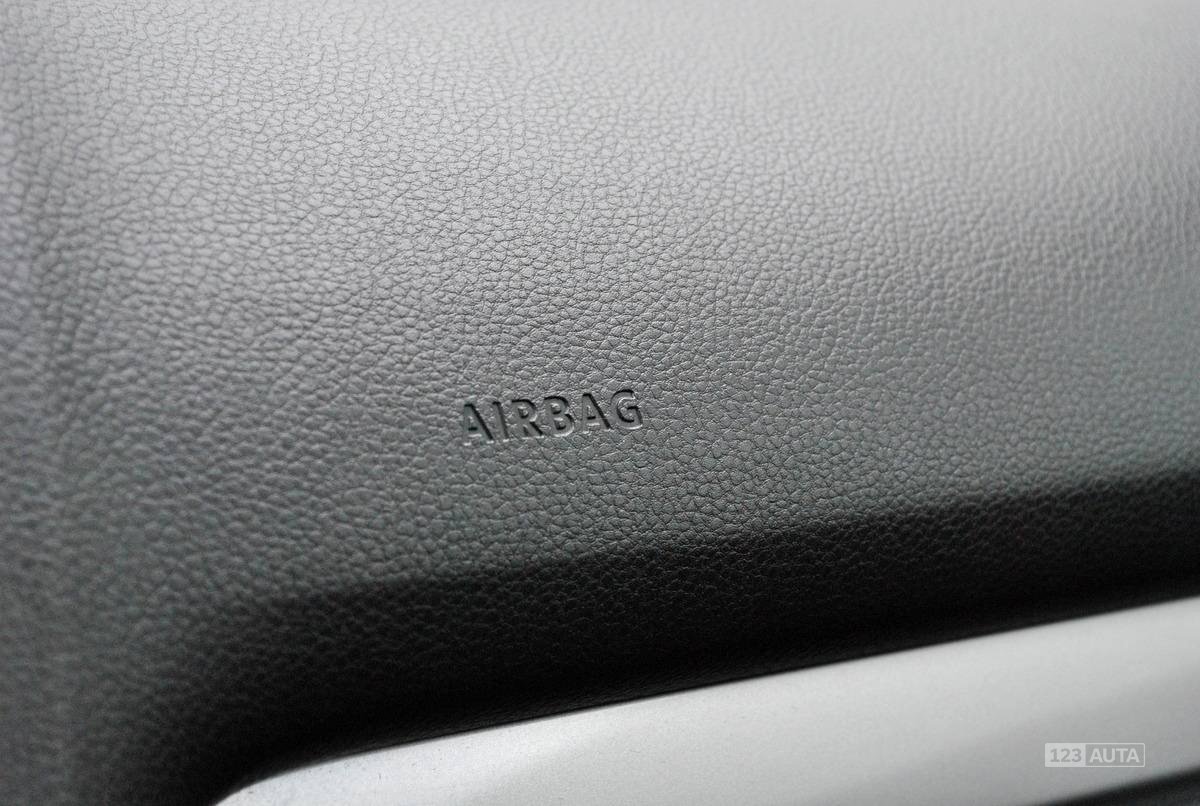 Volkswagen Golf, 2012 - pohled č. 24