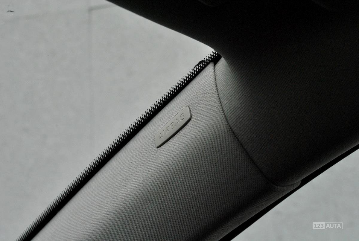 Volkswagen Golf, 2012 - pohled č. 25