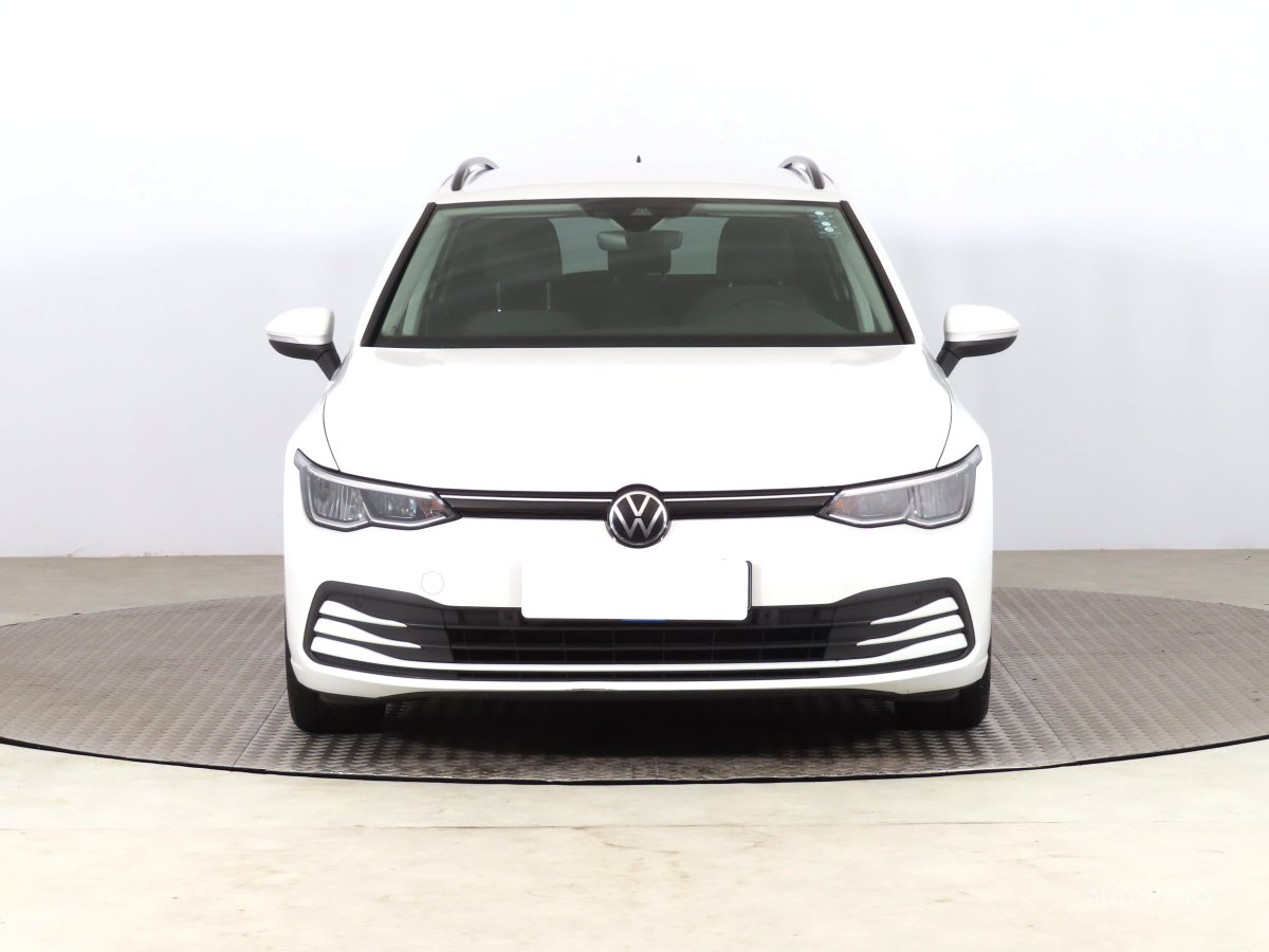 Volkswagen Golf, 2021 - pohled č. 2