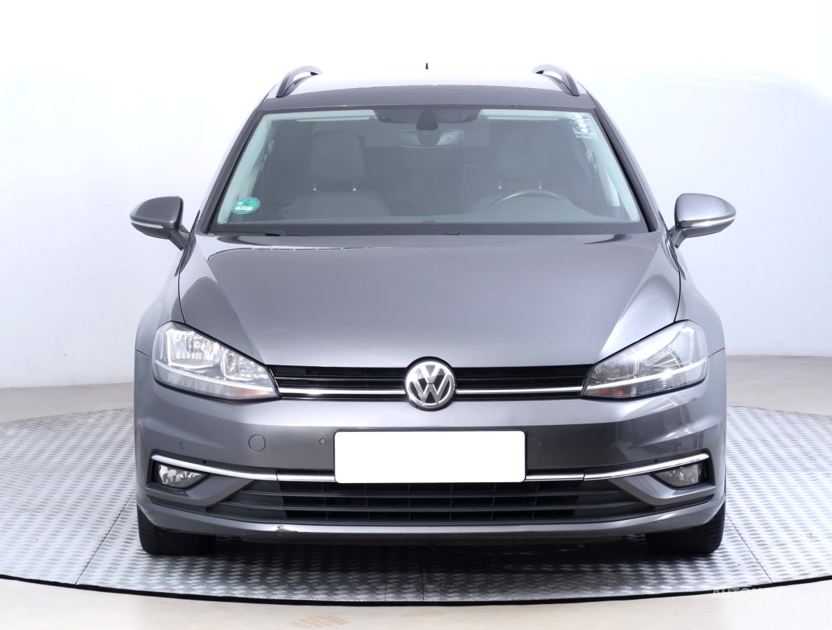 Volkswagen Golf, 2018 - pohled č. 2