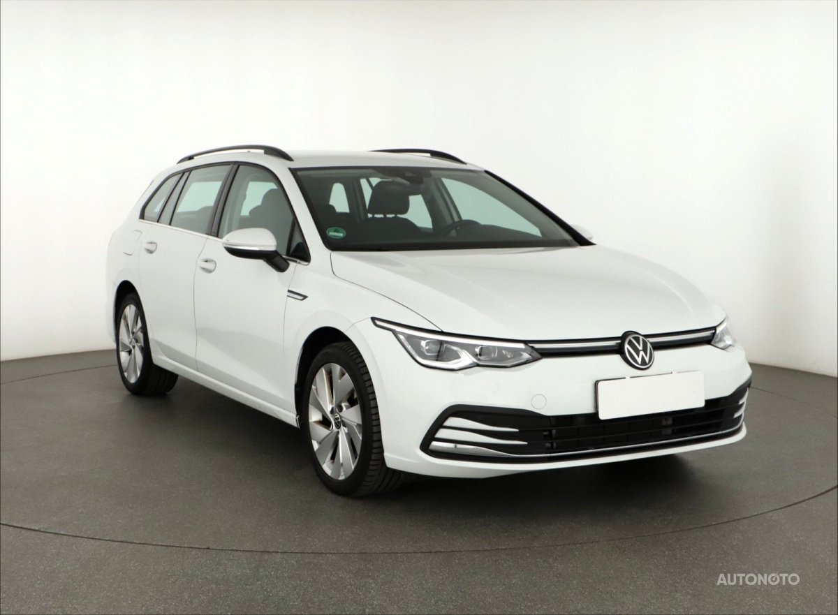 Volkswagen Golf, 2023 - pohled č. 1