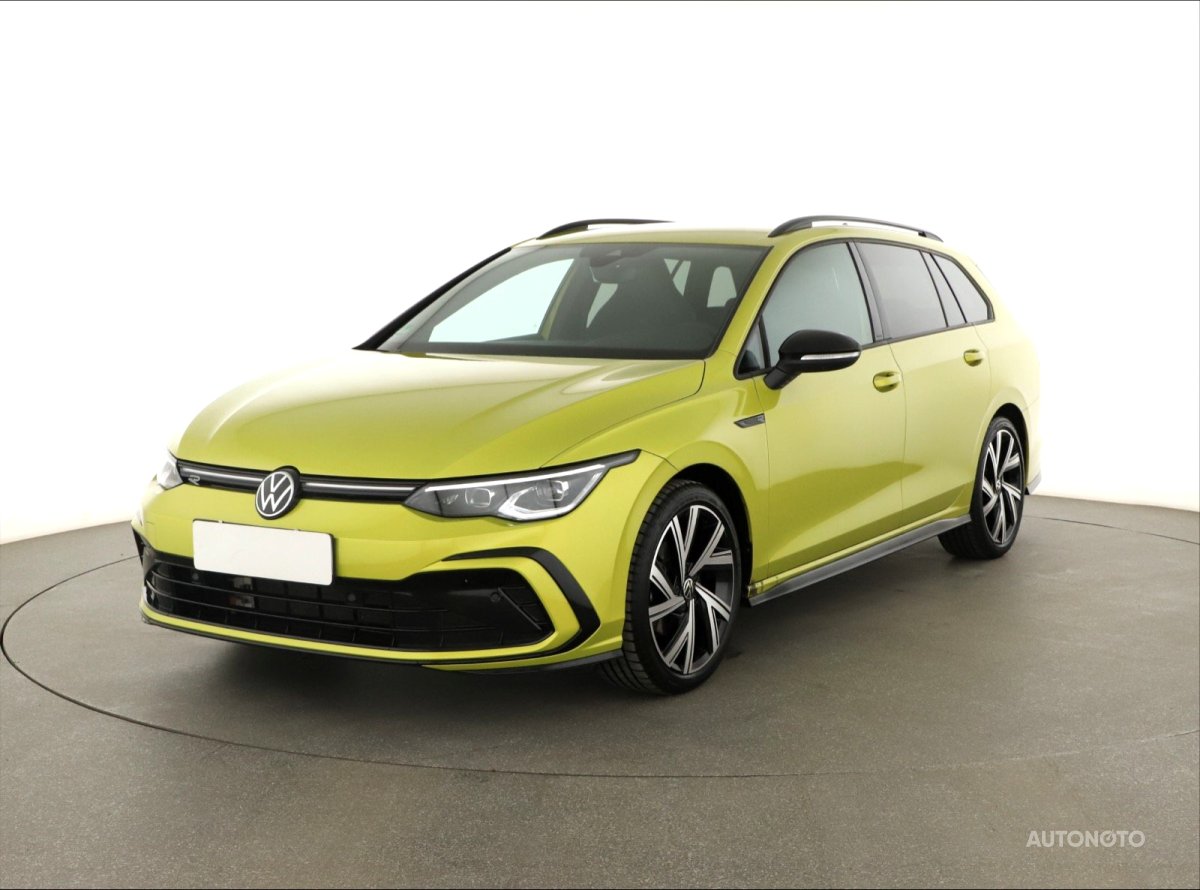 Volkswagen Golf, 2024 - pohled č. 3