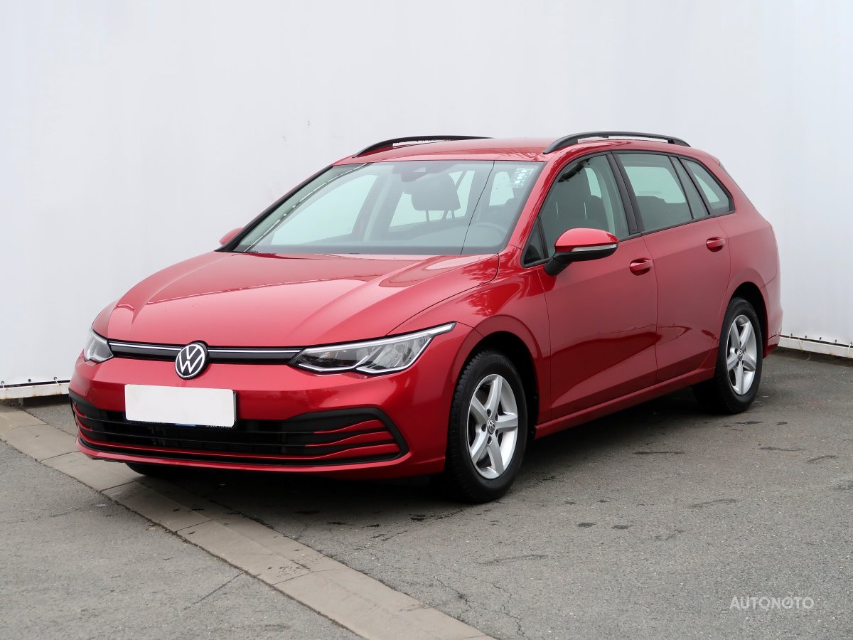 Volkswagen Golf, 2021 - pohled č. 3