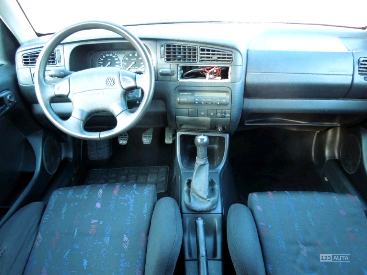 Volkswagen Golf, 1995 - pohled č. 20