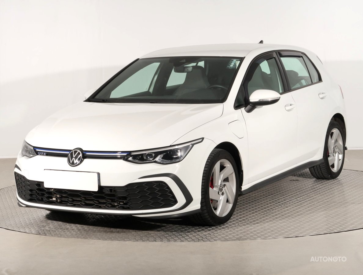Volkswagen Golf, 2021 - pohled č. 3