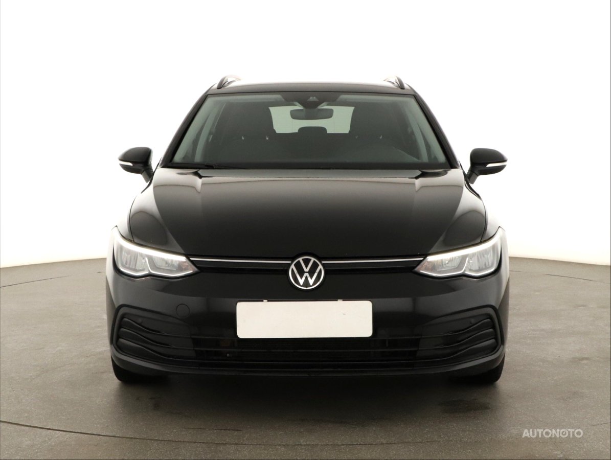 Volkswagen Golf, 2021 - pohled č. 2