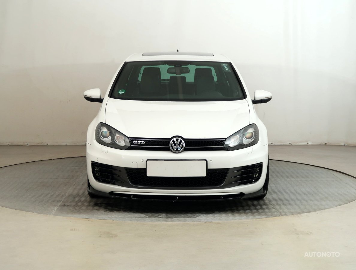 Volkswagen Golf, 2011 - pohled č. 2