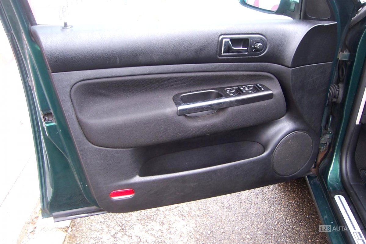 Volkswagen Golf, 2001 - pohled č. 15