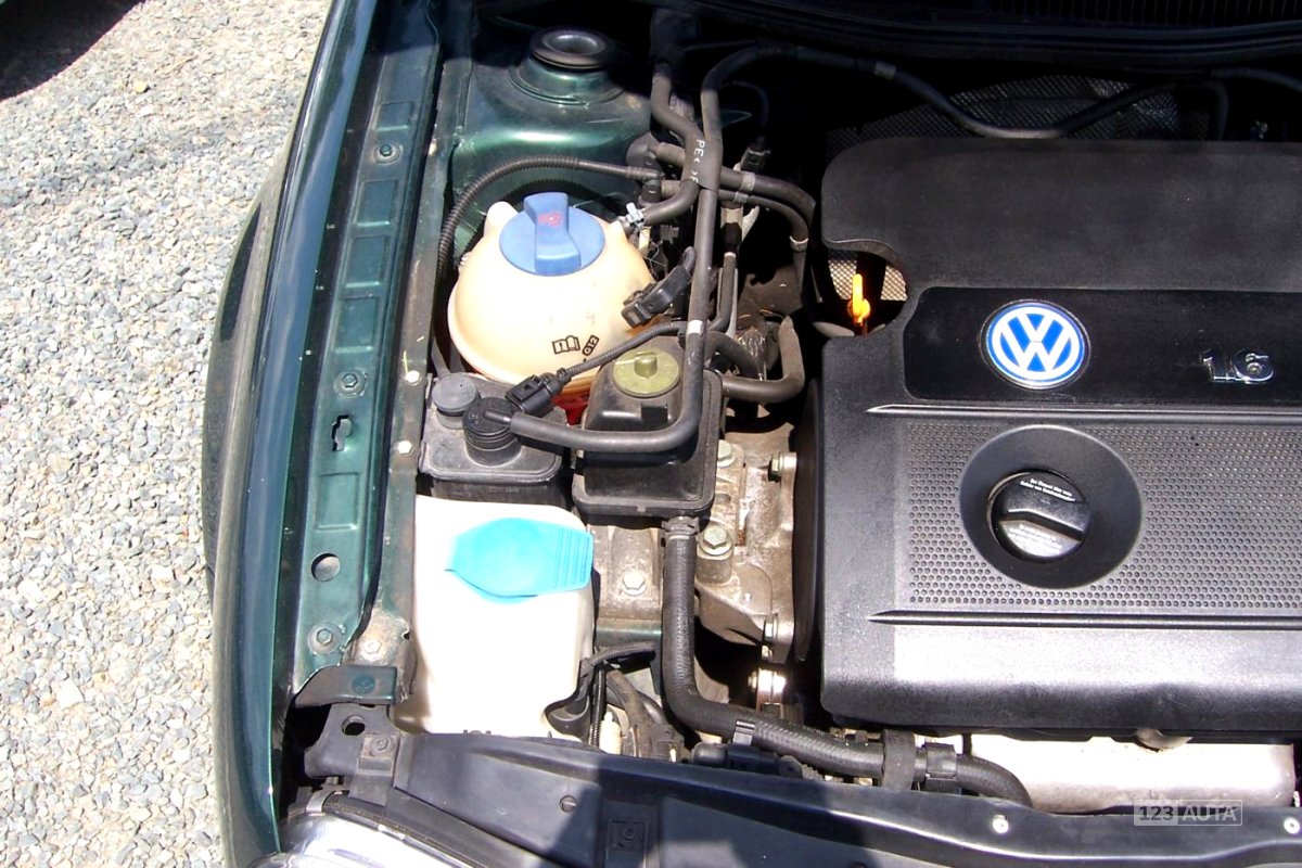 Volkswagen Golf, 2001 - pohled č. 22