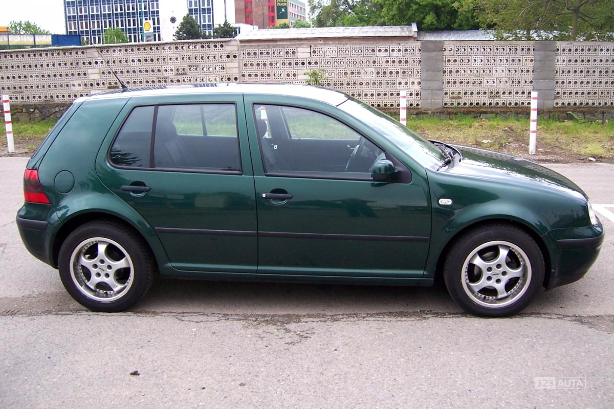 Volkswagen Golf, 2001 - pohled č. 5
