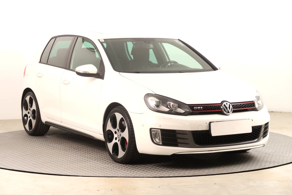 Volkswagen Golf, 2010 - celkový pohled