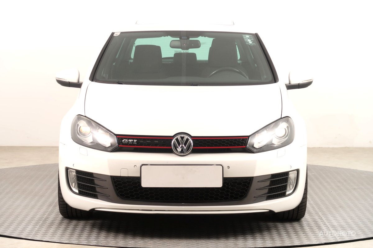 Volkswagen Golf, 2010 - pohled č. 2