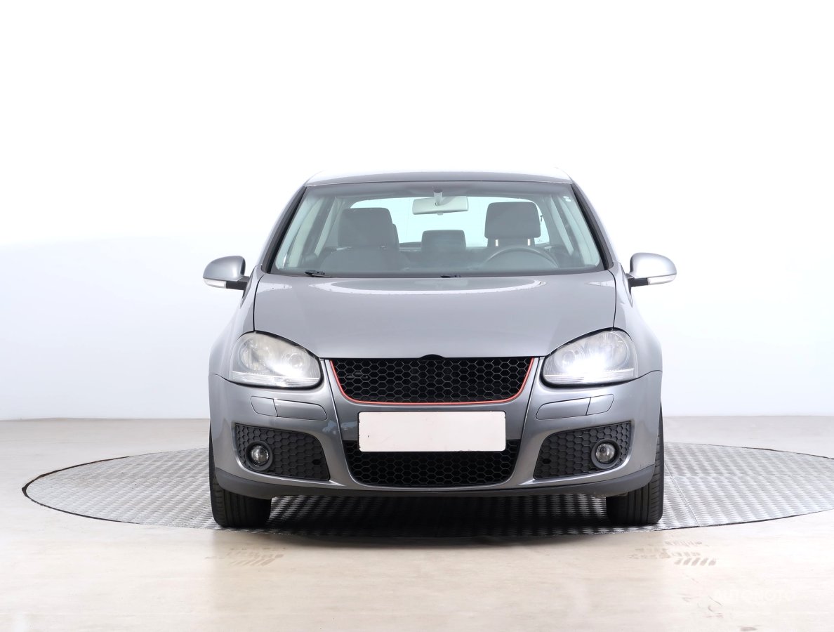 Volkswagen Golf, 2004 - pohled č. 2