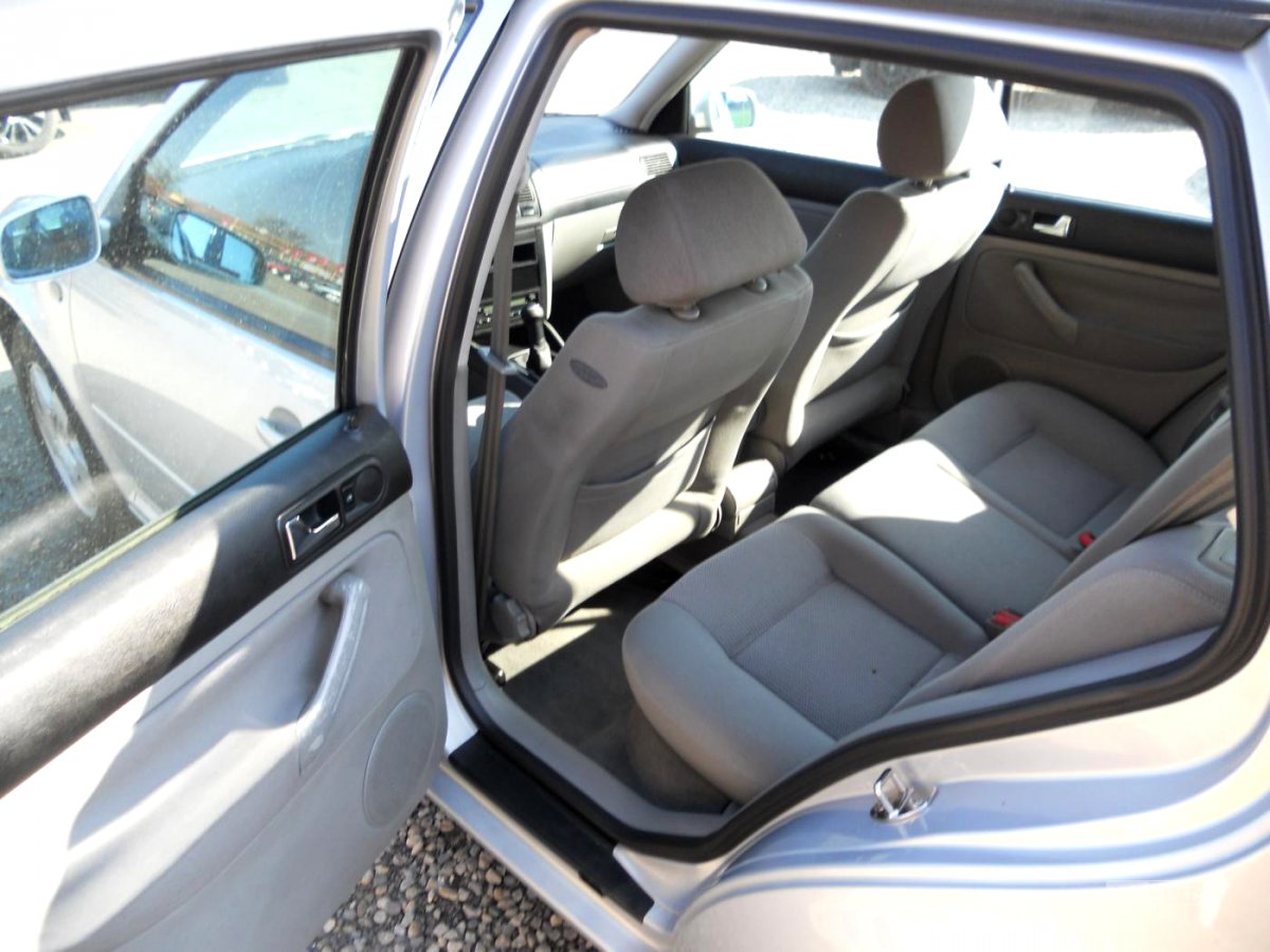 Volkswagen Golf, 1998 - pohled č. 15