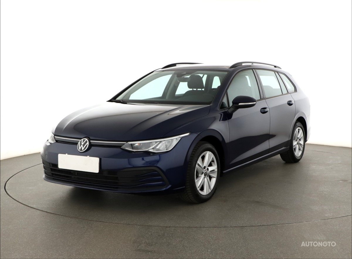 Volkswagen Golf, 2023 - pohled č. 3