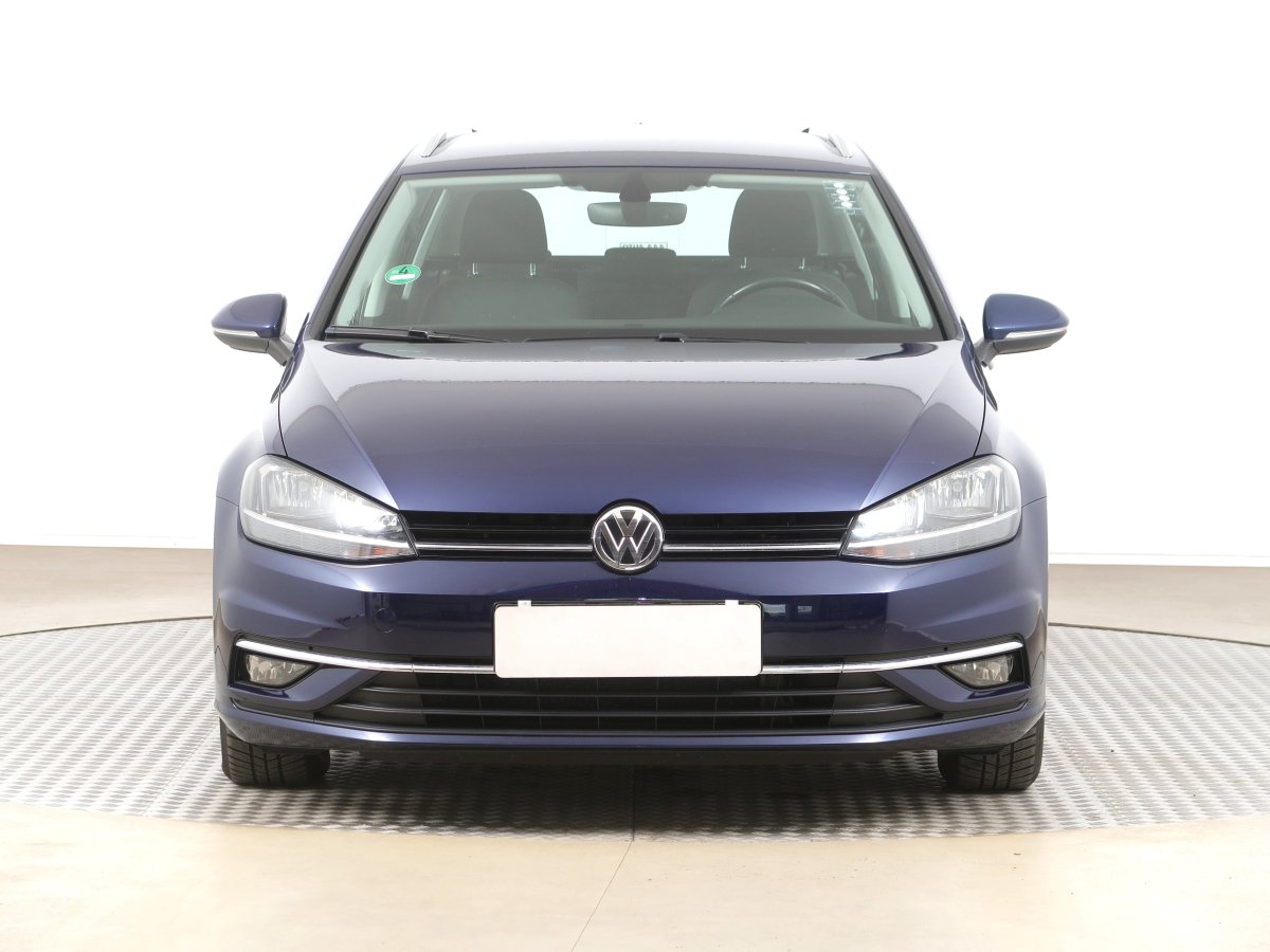 Volkswagen Golf, 2018 - pohled č. 2