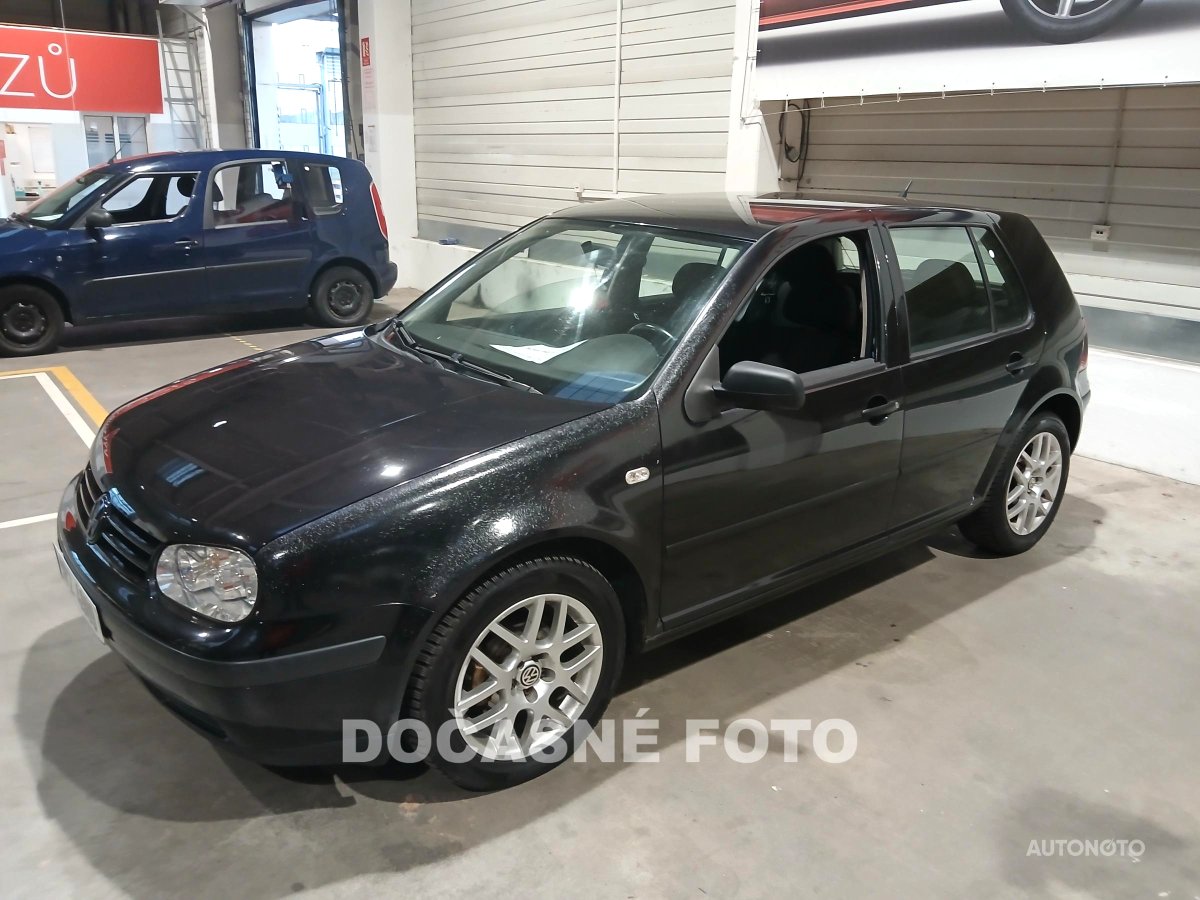 Volkswagen Golf, 2000 - celkový pohled